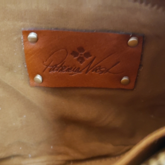 Patricia nash Duo wristlet/wallet and Scarf sets w box - Picture 7 of 16